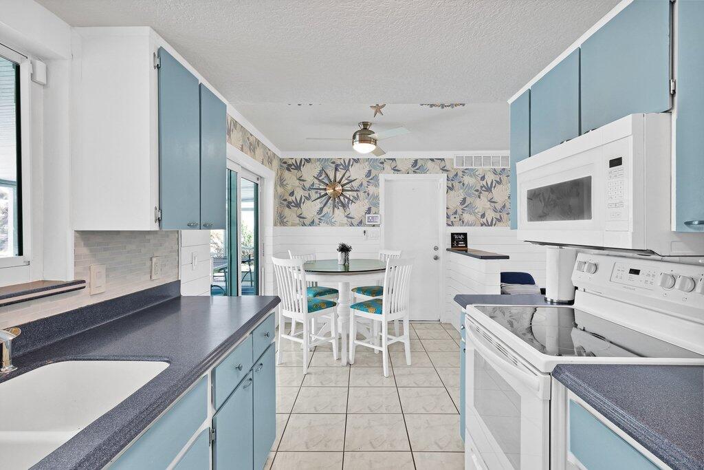 LAURELWOOD UNIT 1 - Residential