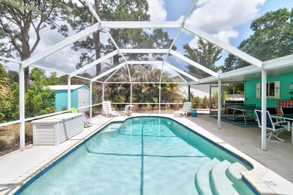 LAURELWOOD UNIT 1 - Residential