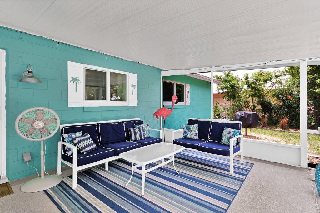 LAURELWOOD UNIT 1 - Residential