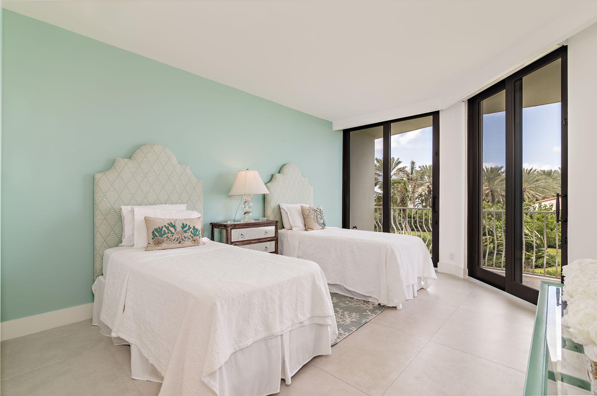 TWO THOUSAND CONDO - Residential