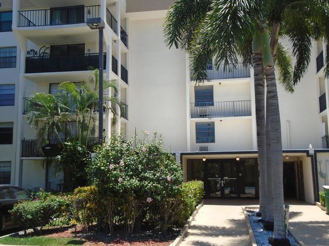 THE GATE CONDO - Residential