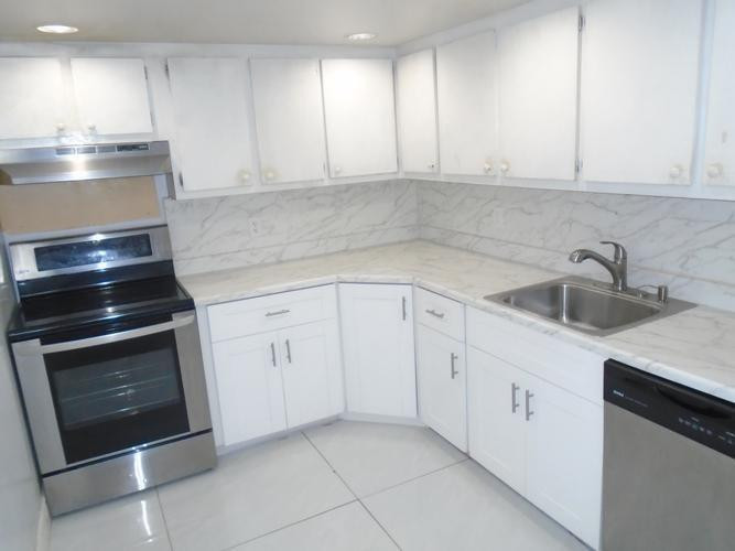 6195 Rock Island Road 402