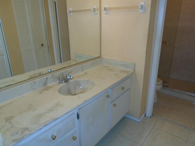 THE GATE CONDO - Residential