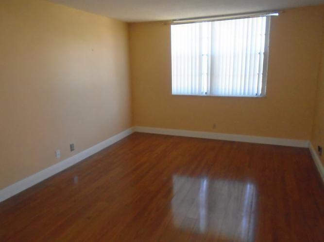 THE GATE CONDO - Residential