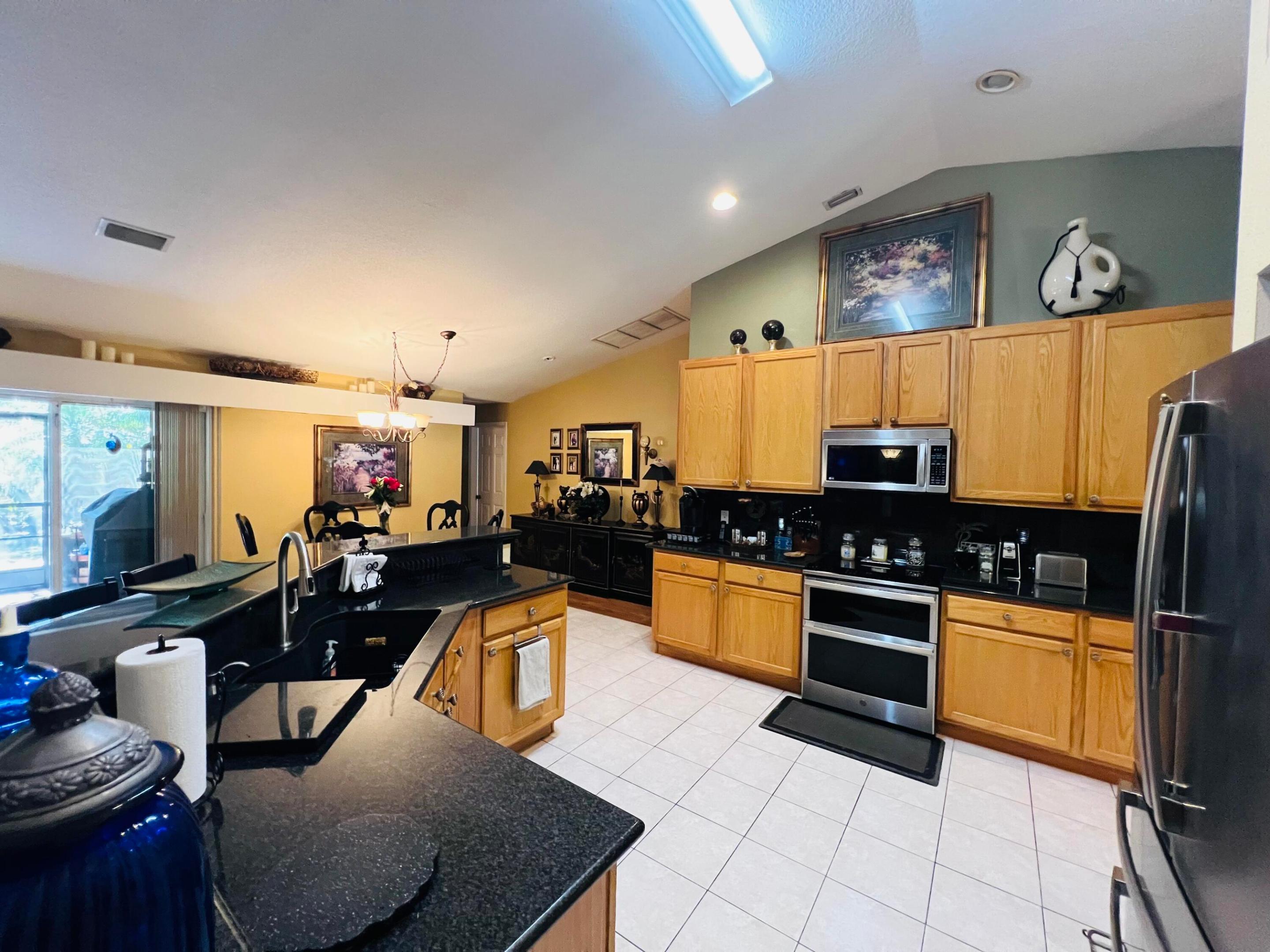 PORT ST LUCIE SECTION 11 - Residential