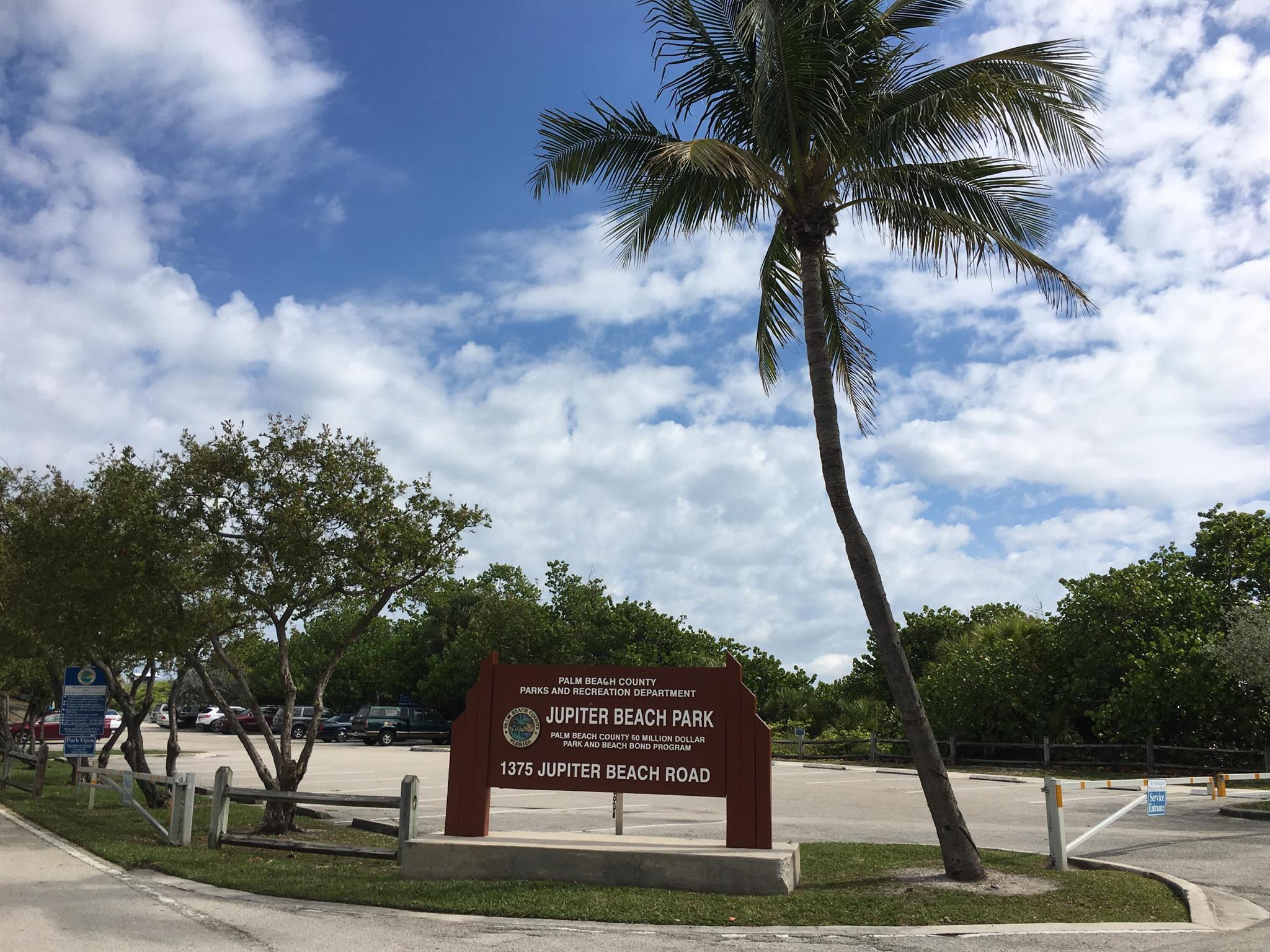 NORTH PALM BEACH HEIGHTS - Residential Lease