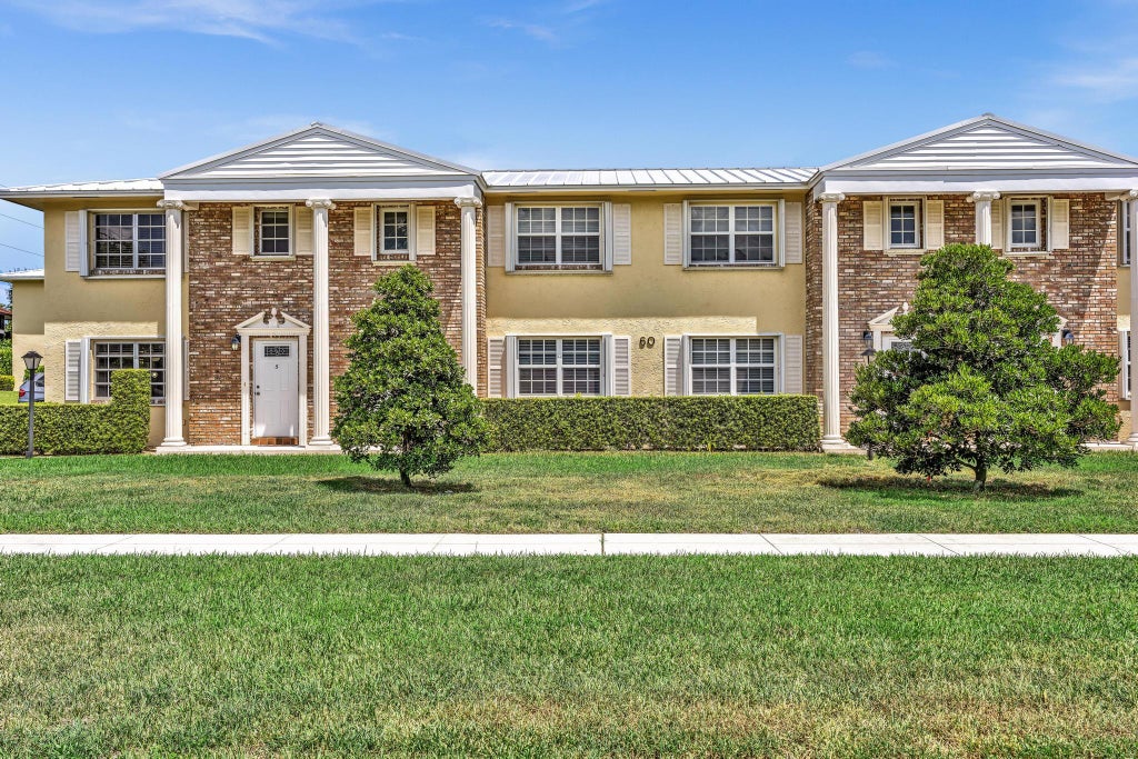 Photo of 60 SW 5TH Avenue #0050, Boca Raton, FL 33432 (MLS # B26064164)