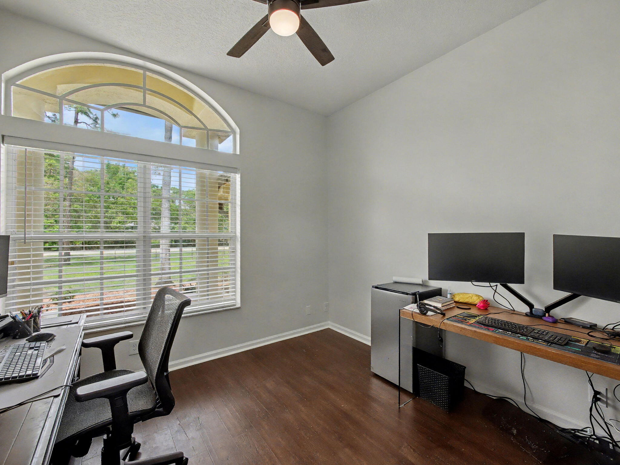 Acreage & Unrec - Residential