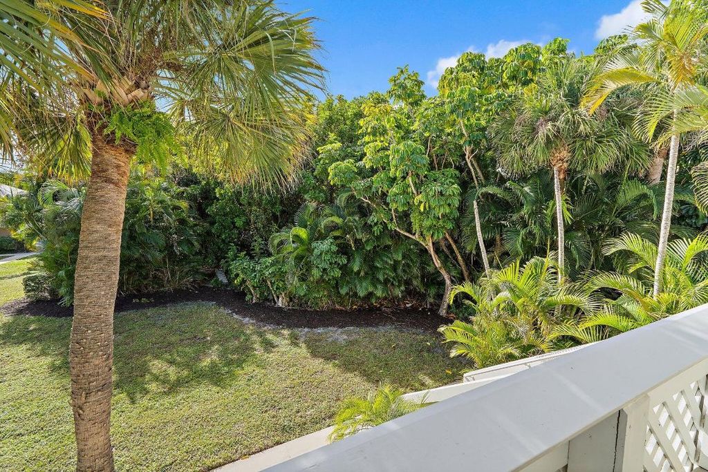 Photo of 353 S Us Highway 1 #C7, Jupiter, FL 33477 (MLS # R11157966)