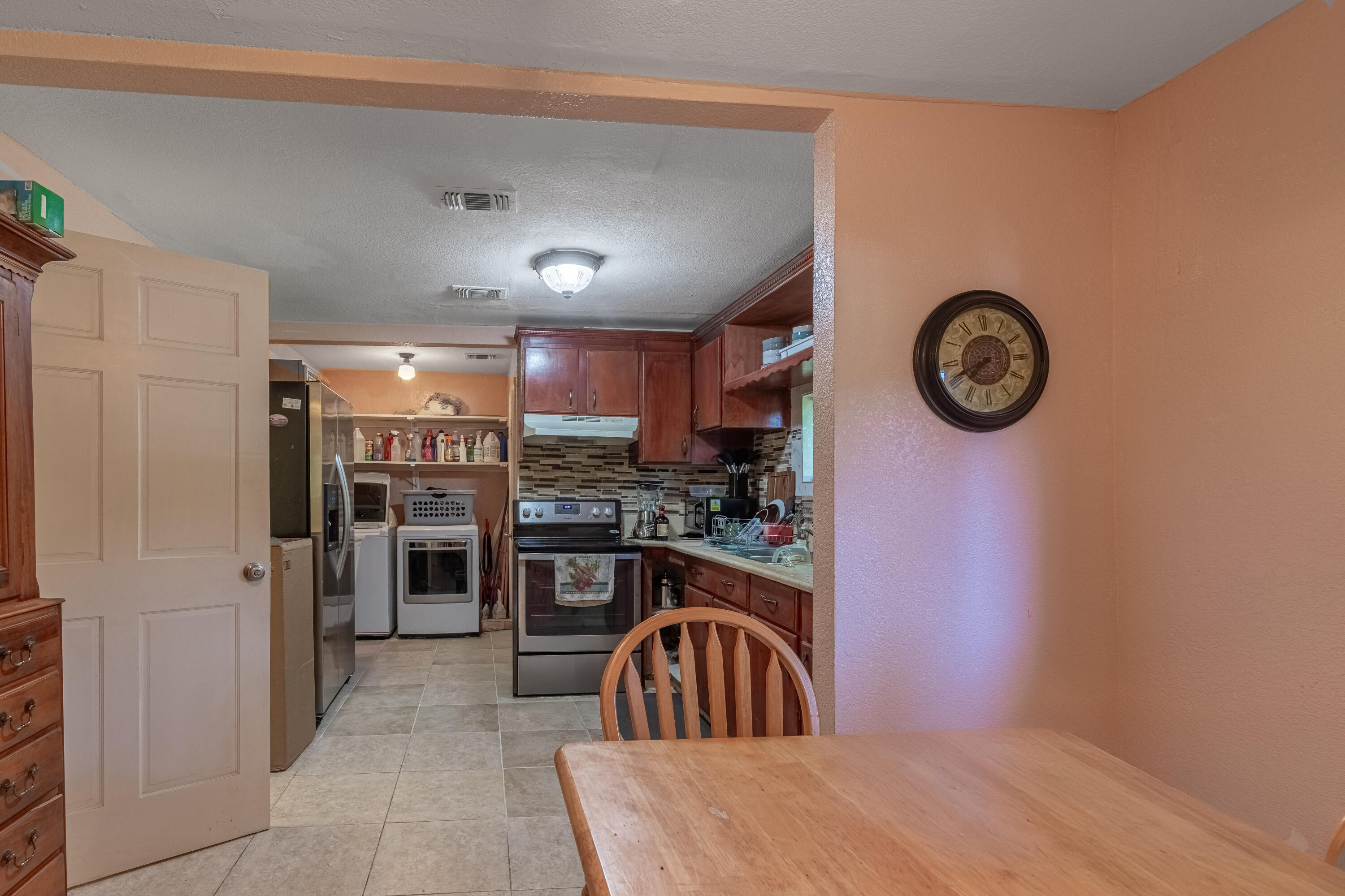 LOXAHATCHEE GROVES - Residential