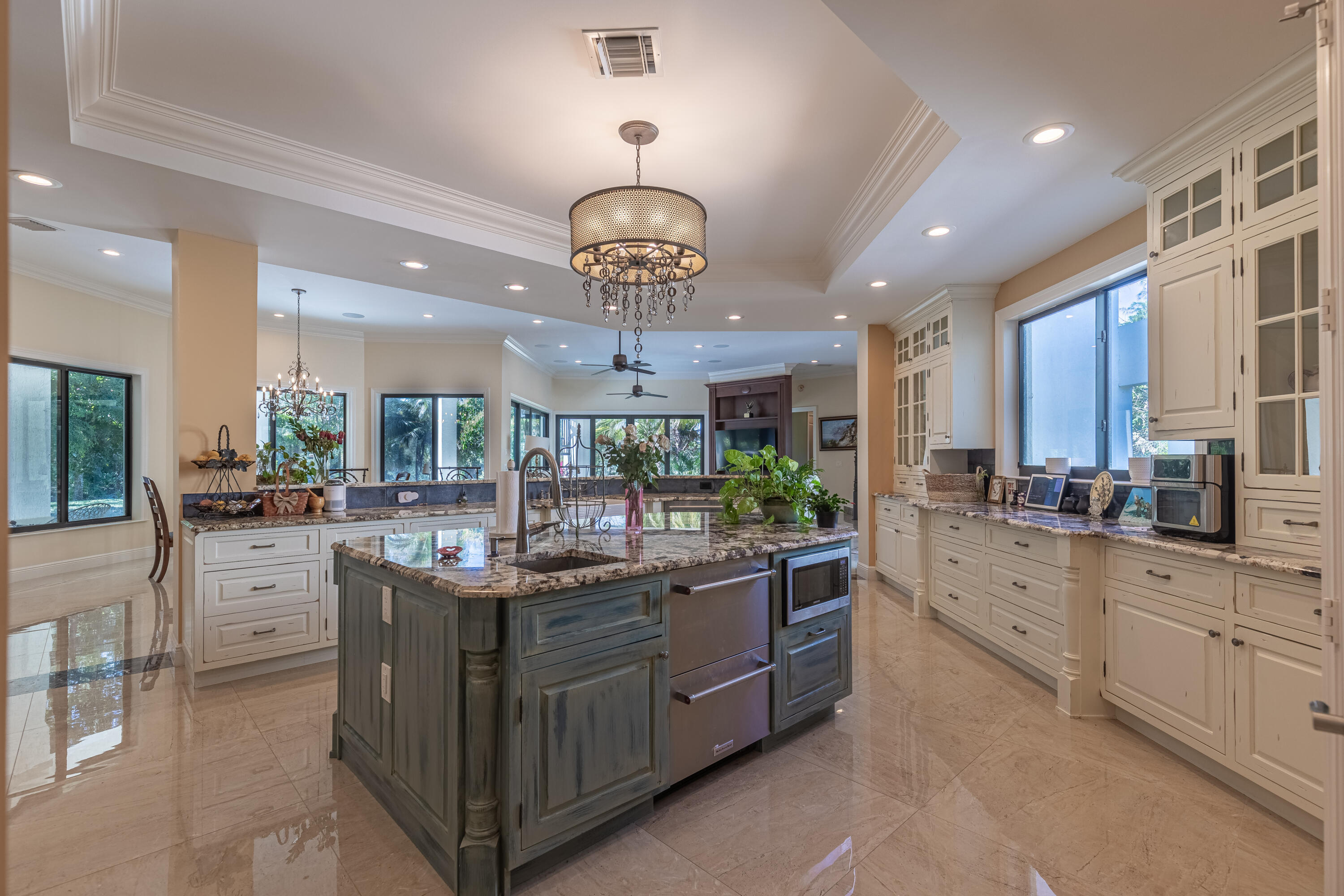 LOXAHATCHEE GROVES - Residential