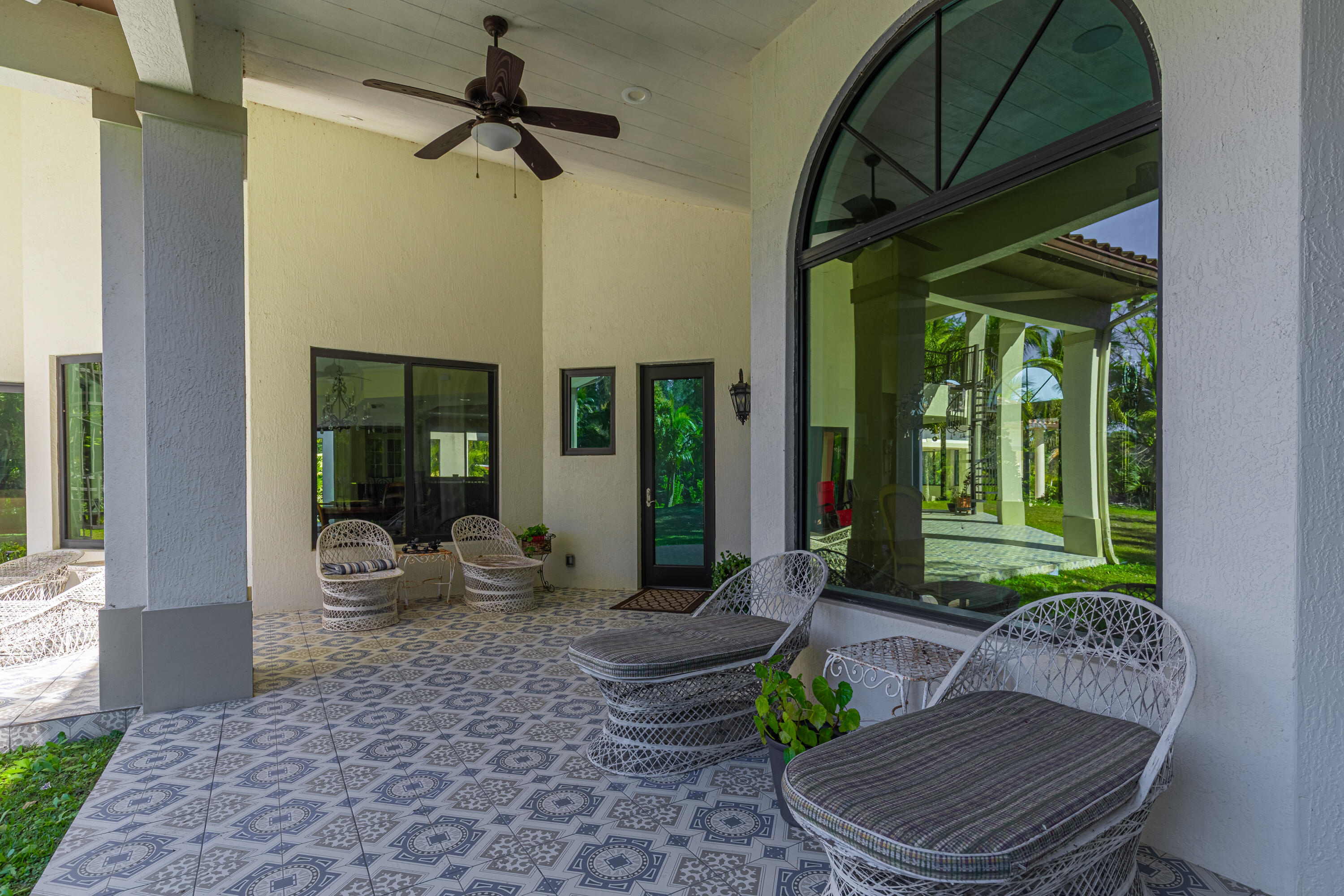 LOXAHATCHEE GROVES - Residential