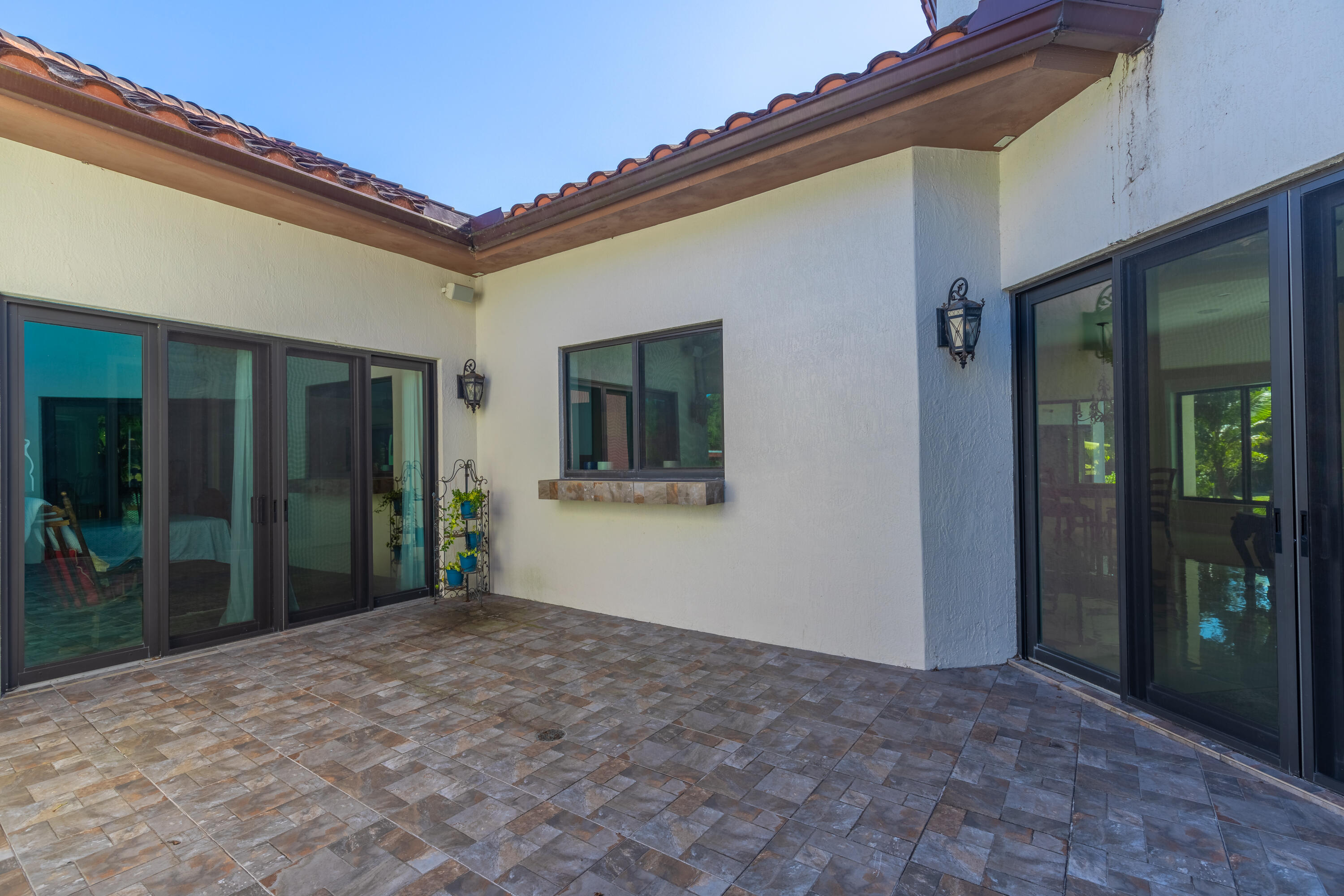 LOXAHATCHEE GROVES - Residential