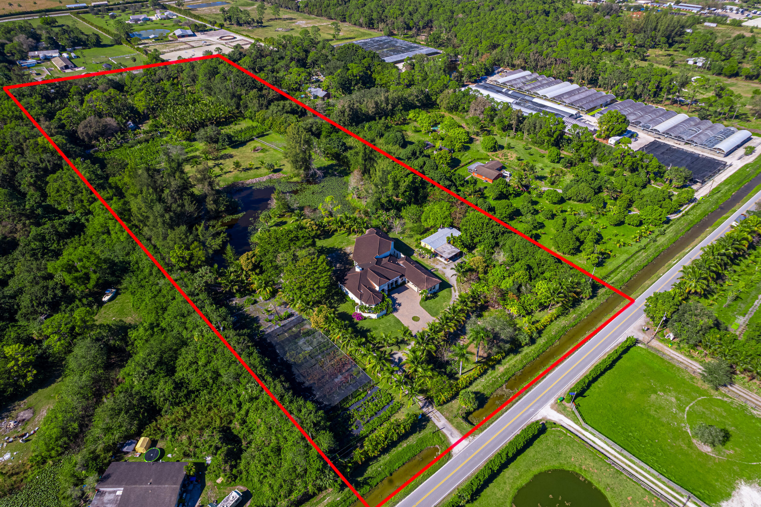 LOXAHATCHEE GROVES - Residential
