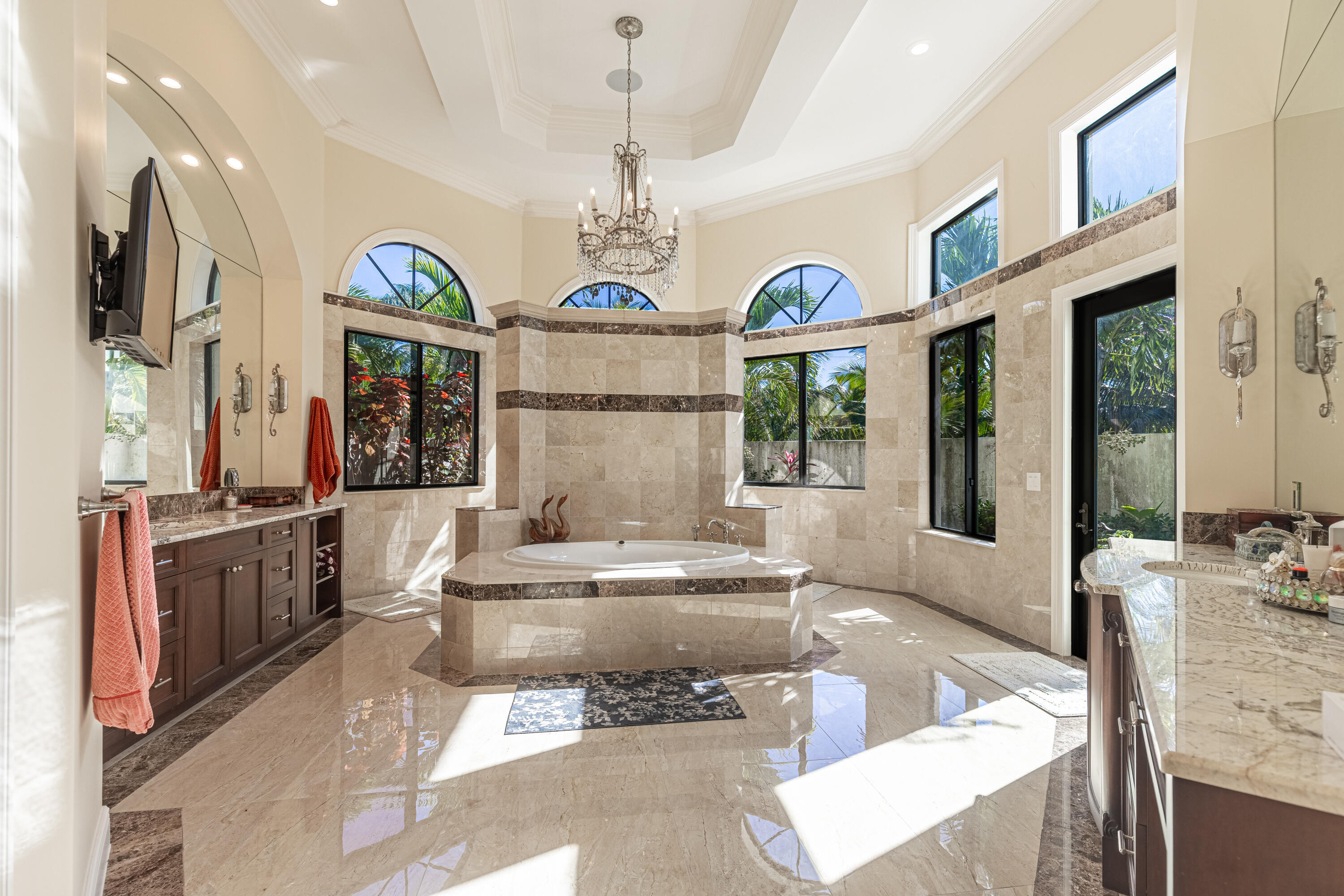 LOXAHATCHEE GROVES - Residential