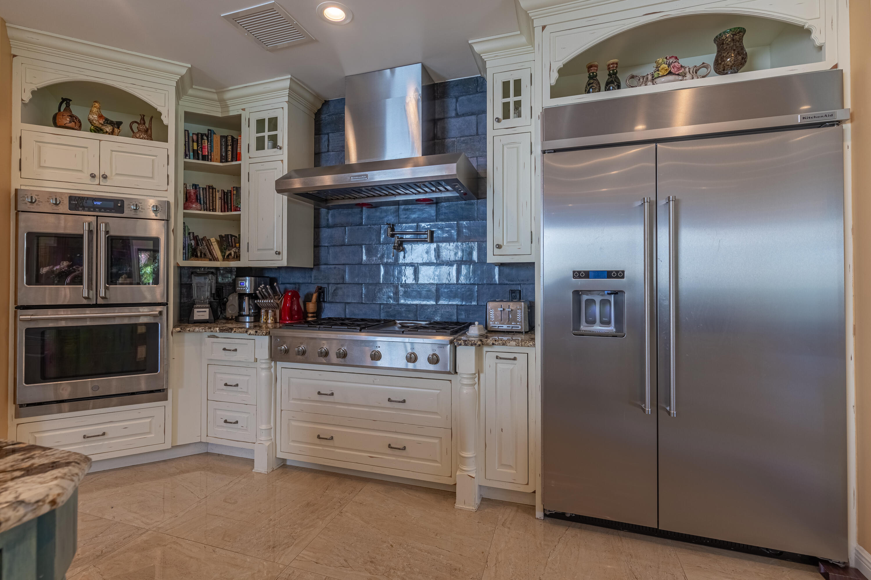 LOXAHATCHEE GROVES - Residential