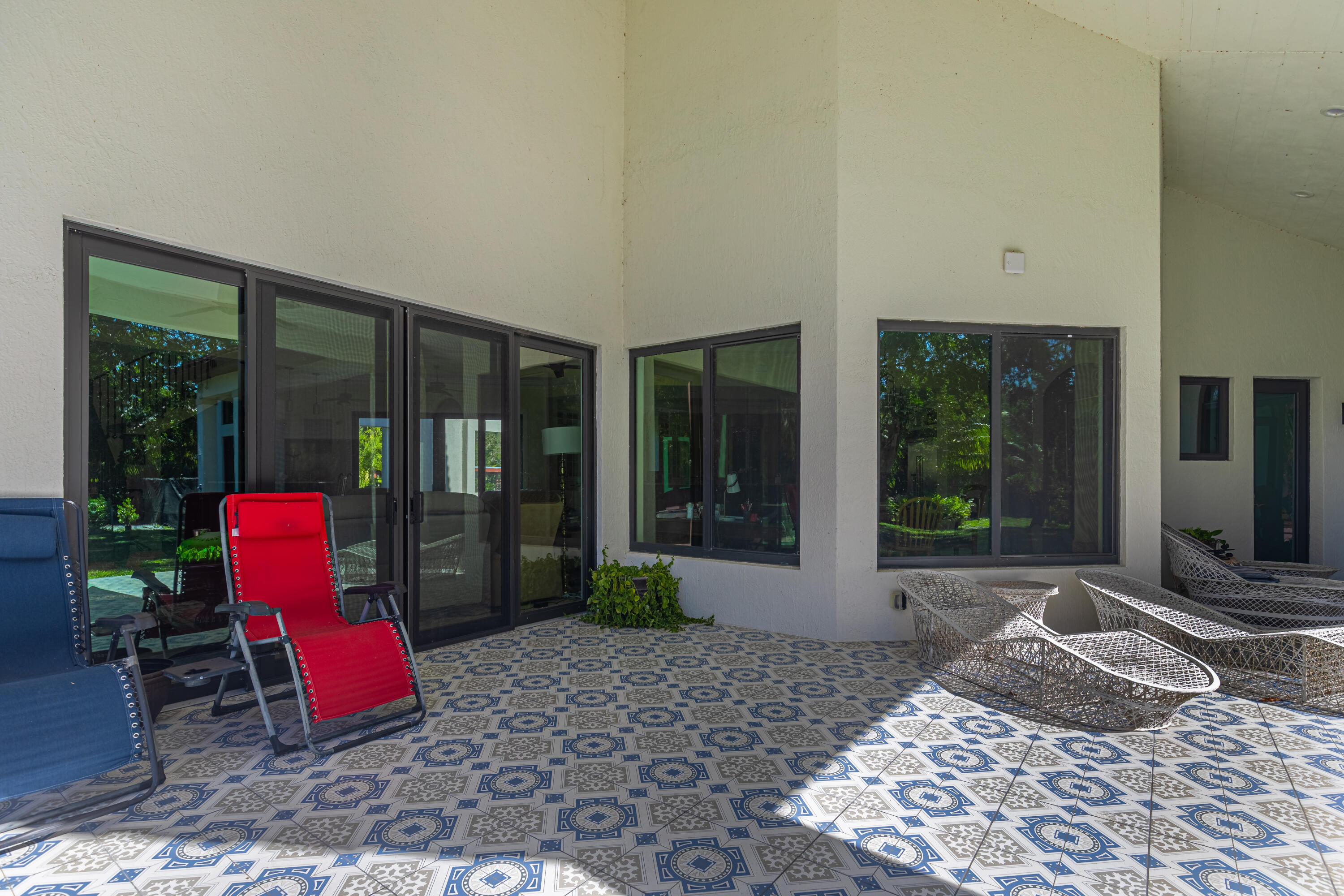 LOXAHATCHEE GROVES - Residential