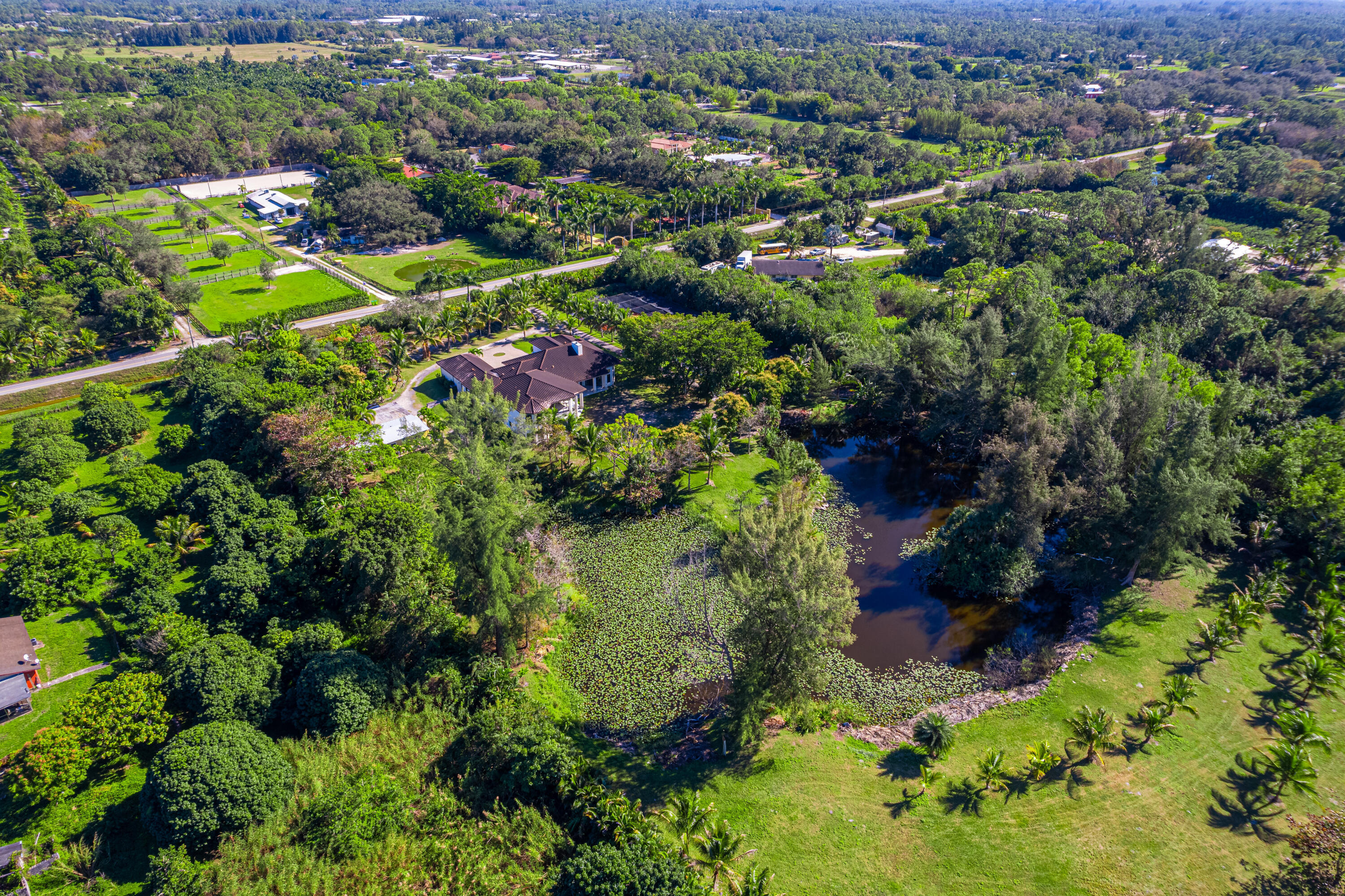 LOXAHATCHEE GROVES - Residential