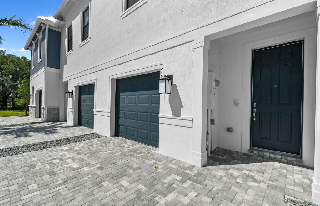 Photo of 7646 SW Lucy Lane #52-10, Stuart, FL 34997 (MLS # R11087244)