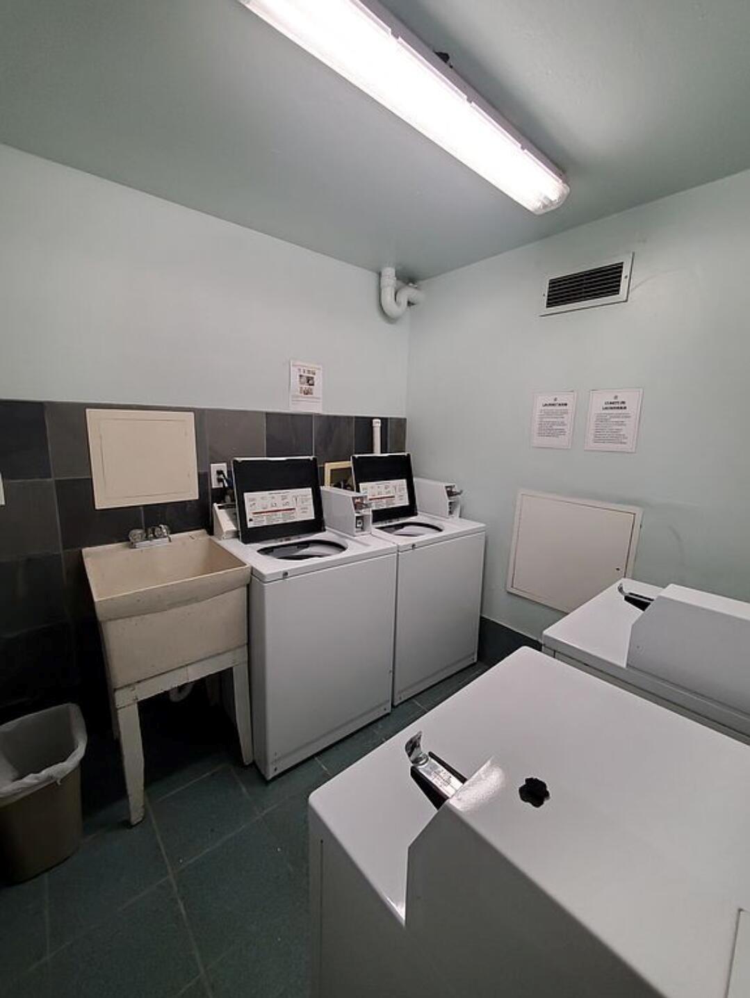 GOLDEN SURF TOWERS CONDO - Residential