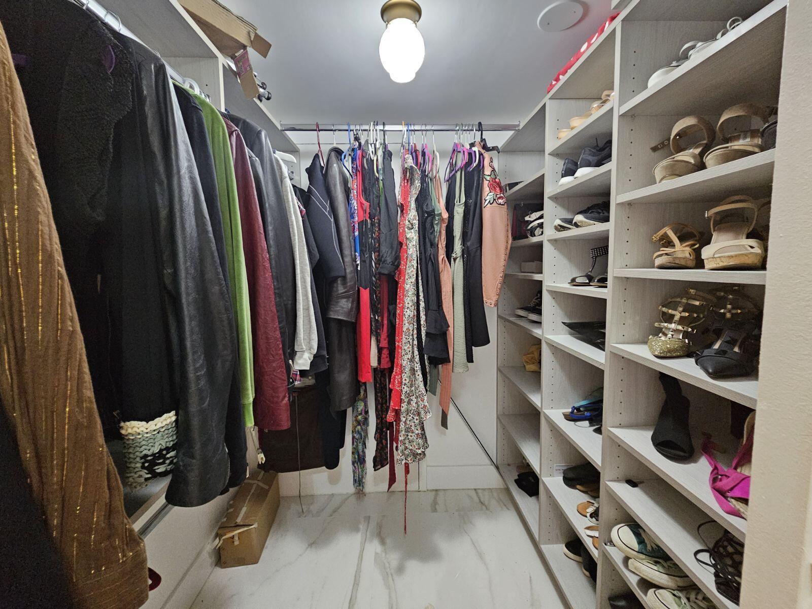 GOLDEN SURF TOWERS CONDO - Residential