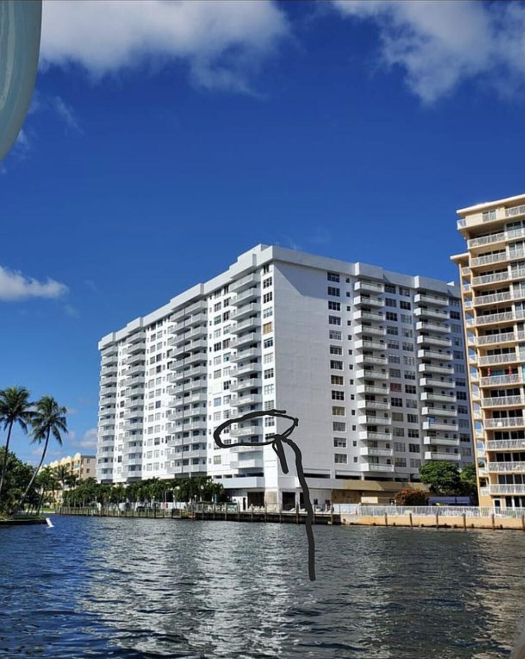 GOLDEN SURF TOWERS CONDO - Residential