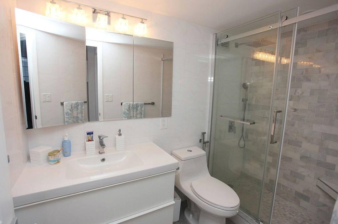 GOLDEN SURF TOWERS CONDO - Residential