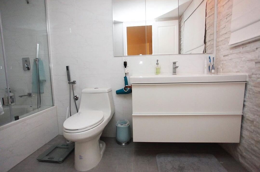 GOLDEN SURF TOWERS CONDO - Residential