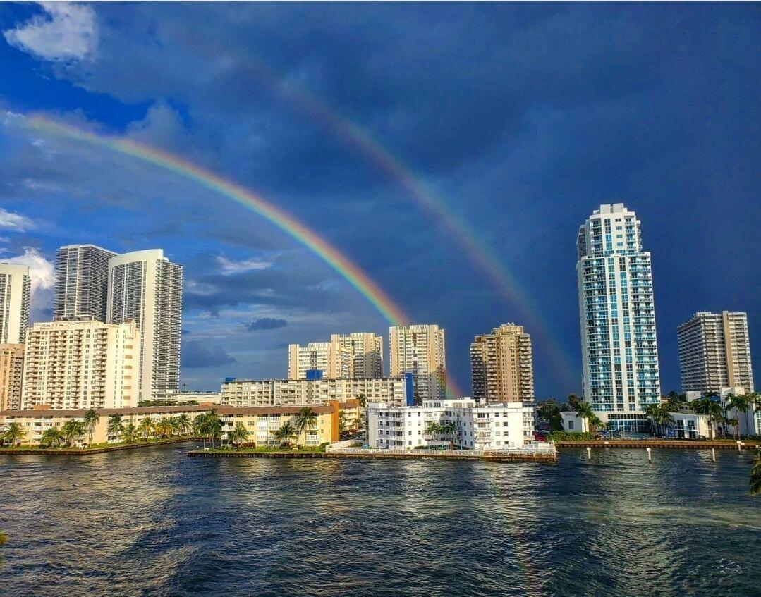 GOLDEN SURF TOWERS CONDO - Residential