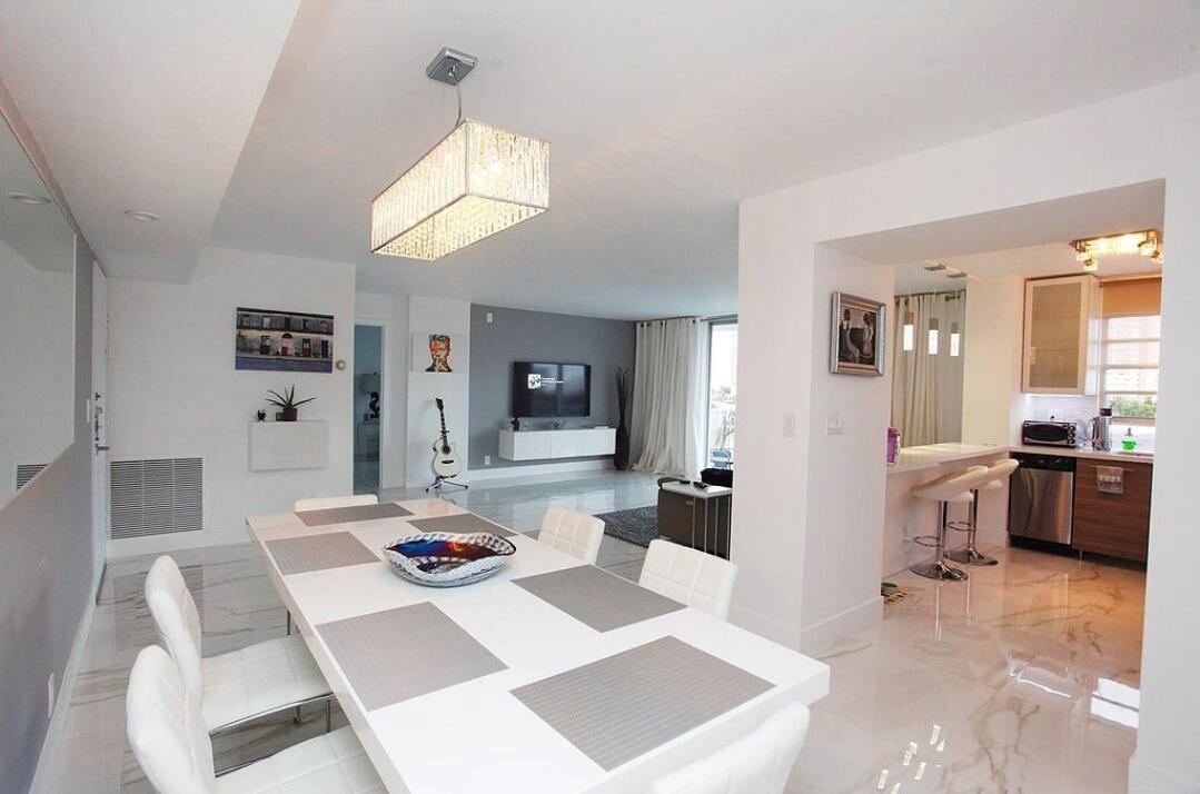 GOLDEN SURF TOWERS CONDO - Residential