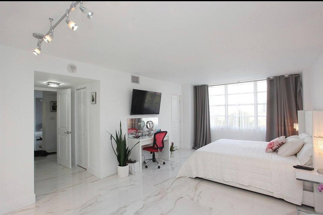 GOLDEN SURF TOWERS CONDO - Residential