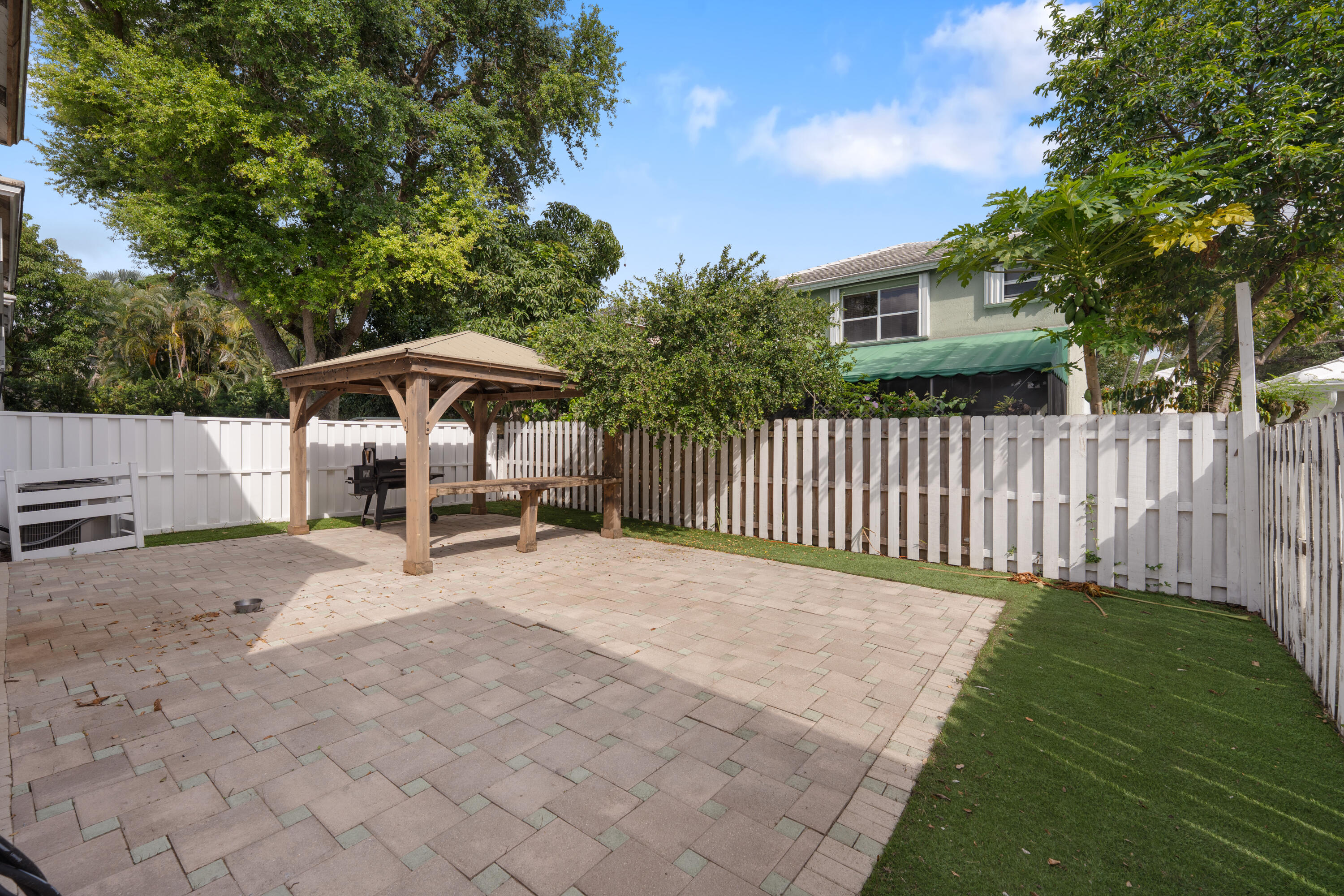 JACARANDA PARCEL 608 - Residential