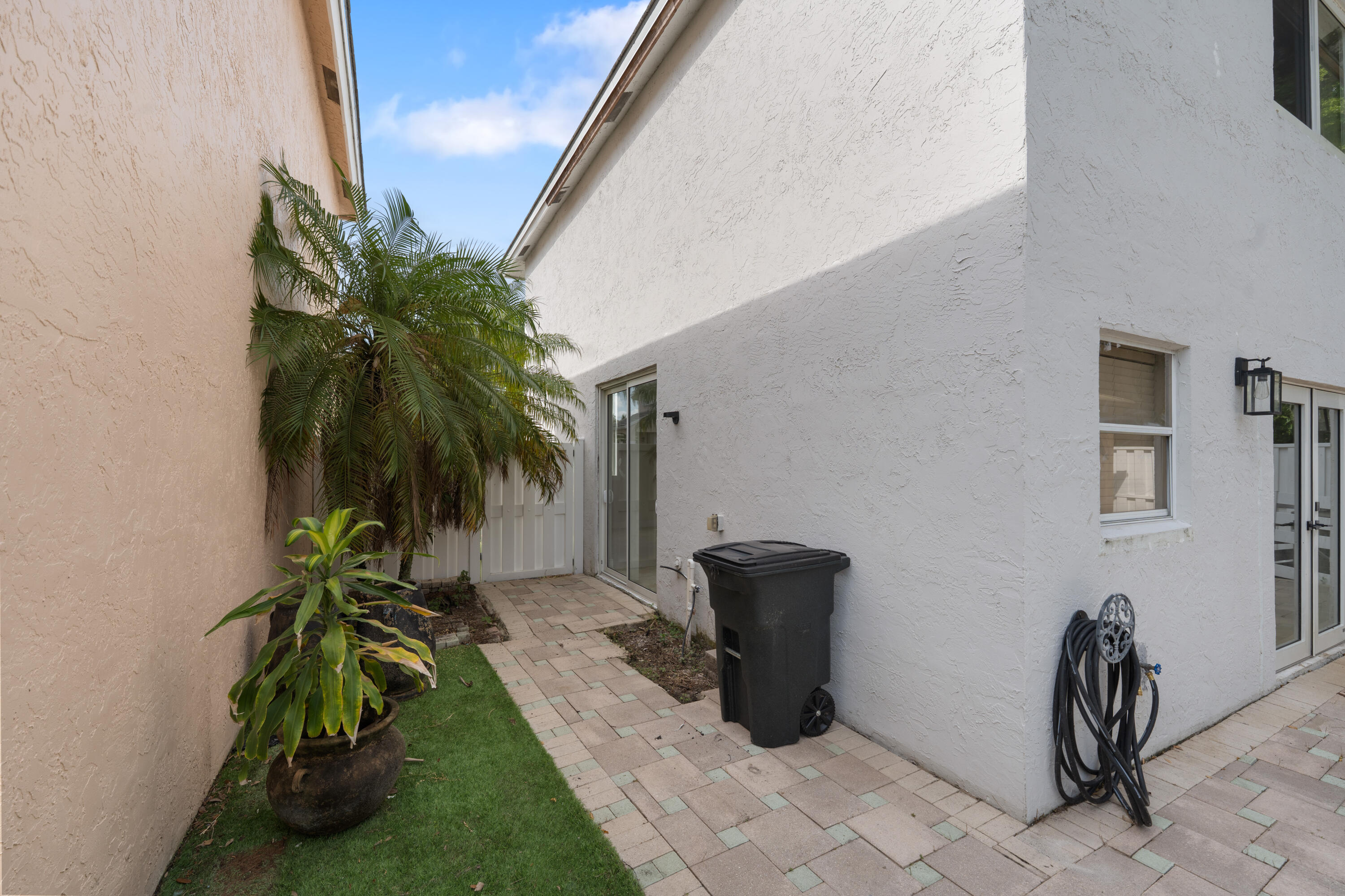 JACARANDA PARCEL 608 - Residential