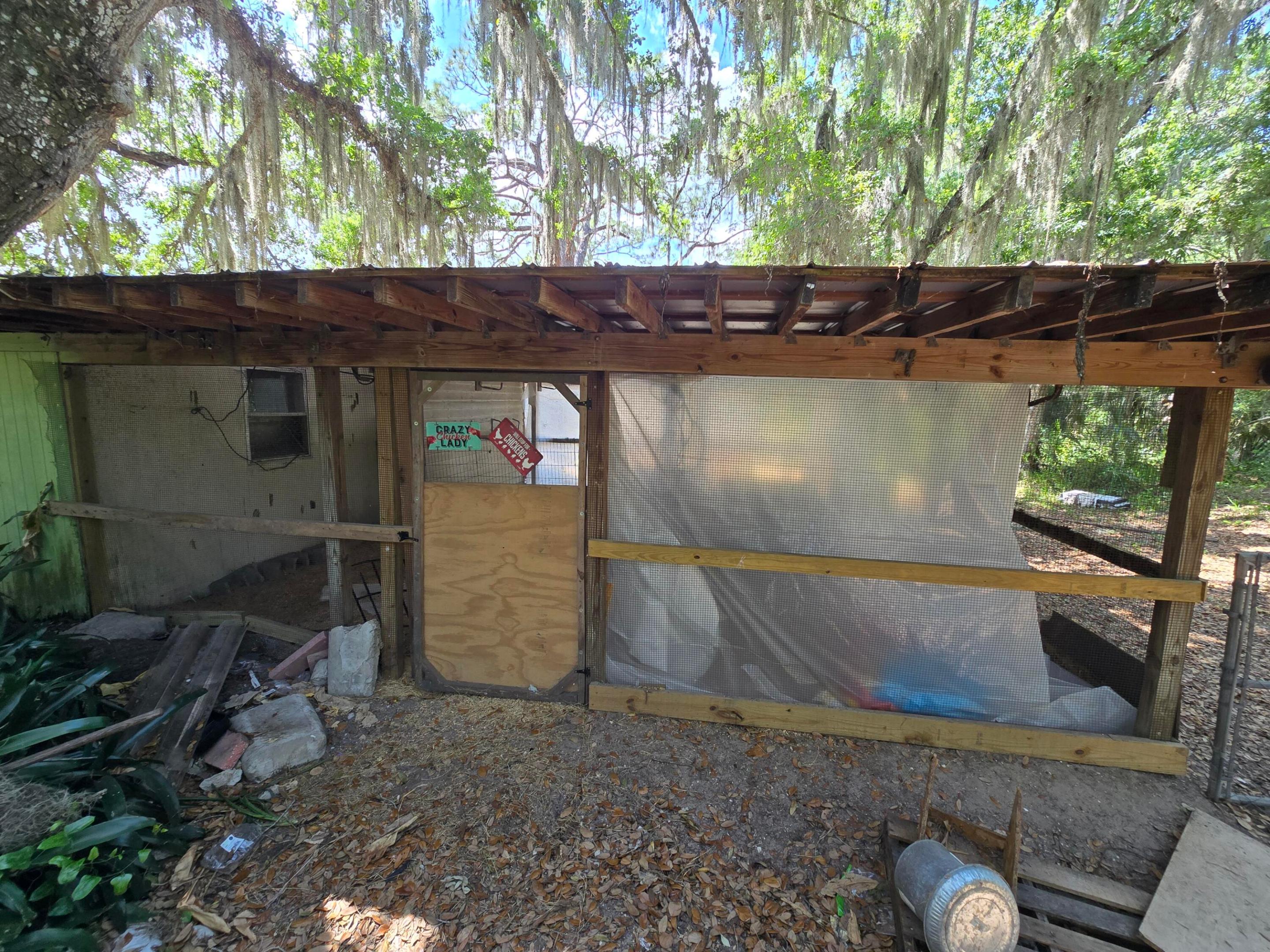 TOWN OF FELLSMERE - Residential