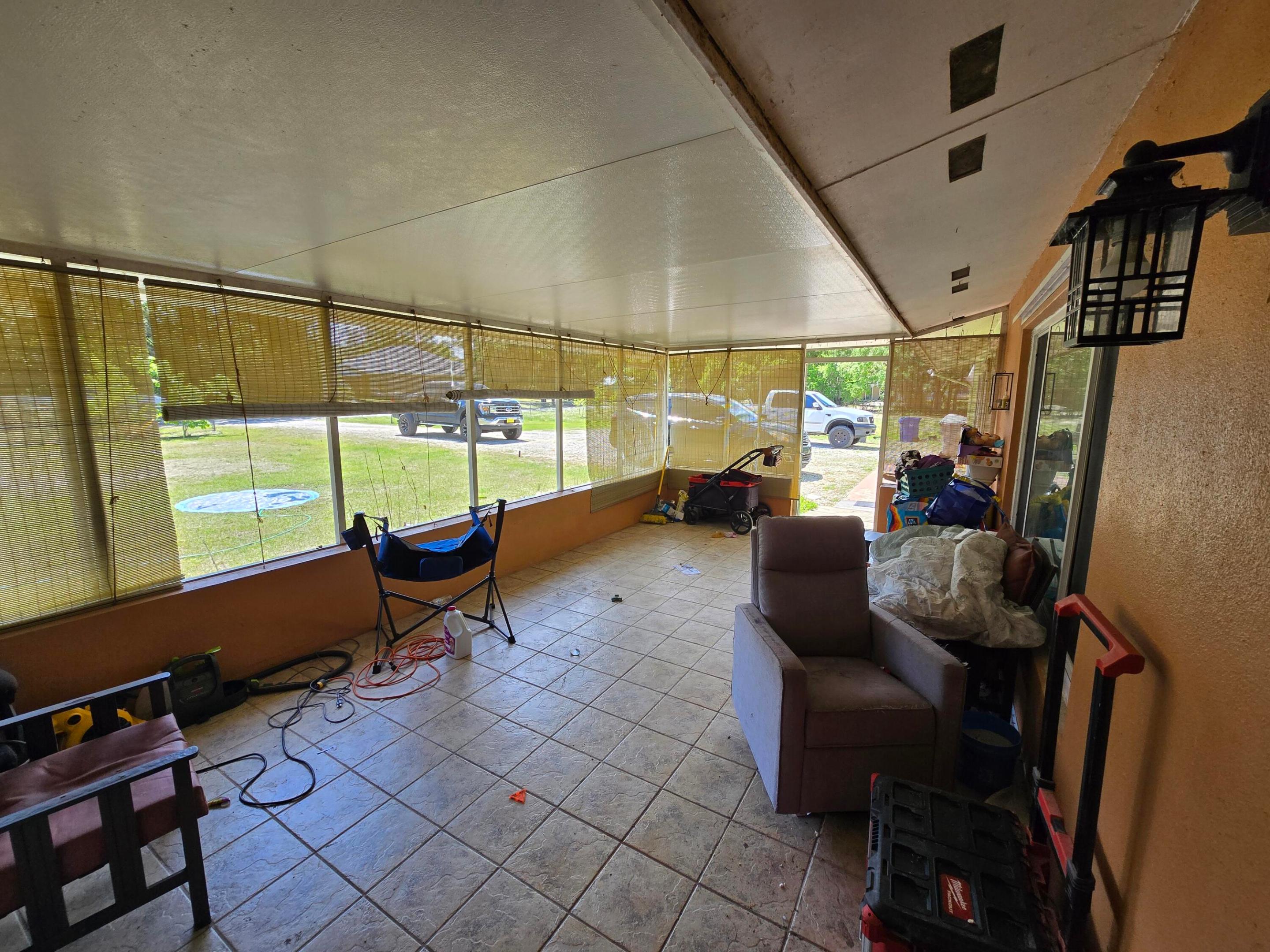 TOWN OF FELLSMERE - Residential