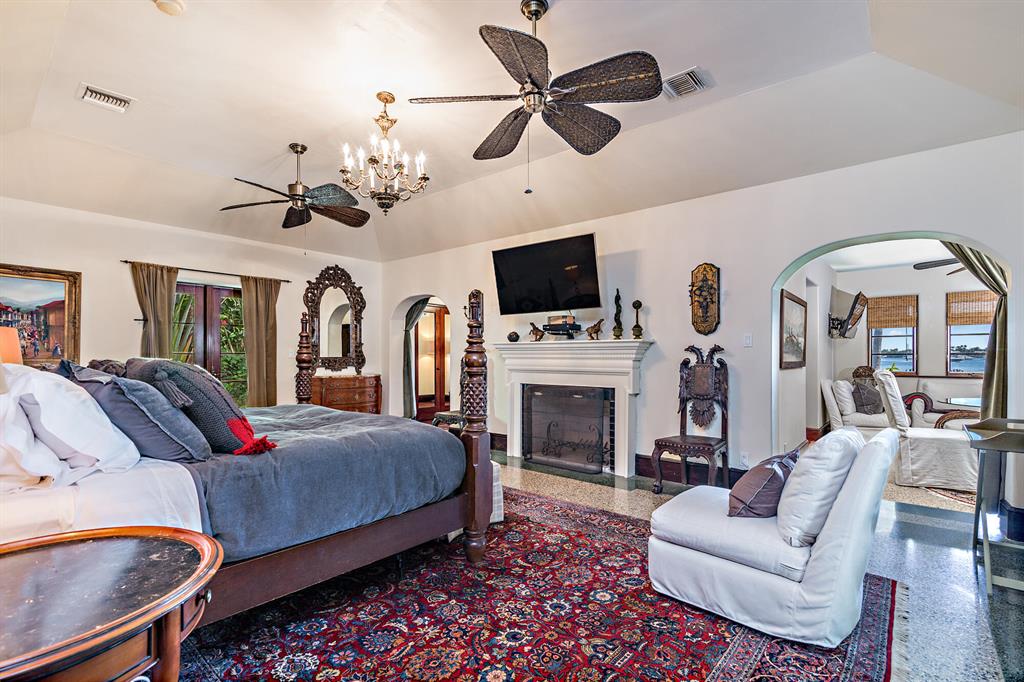 NORTH PALM BEACH PL 1 - Residential