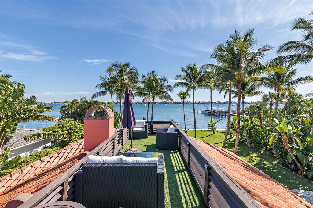 NORTH PALM BEACH PL 1 - Residential