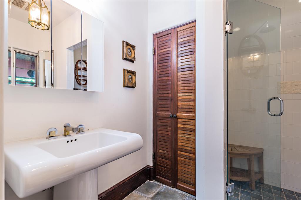 NORTH PALM BEACH PL 1 - Residential