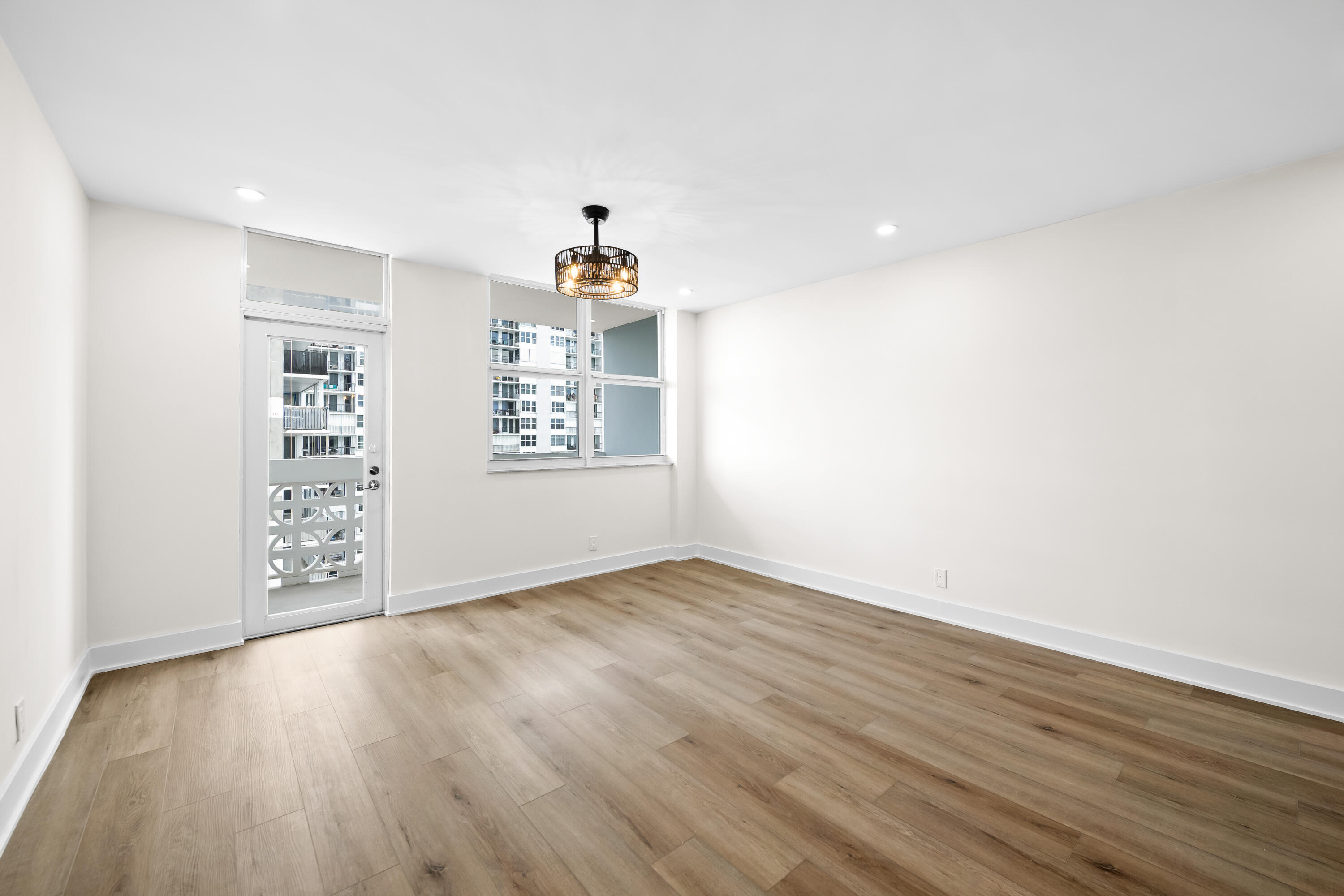 GALT TOWERS CONDOMINIUM - Residential