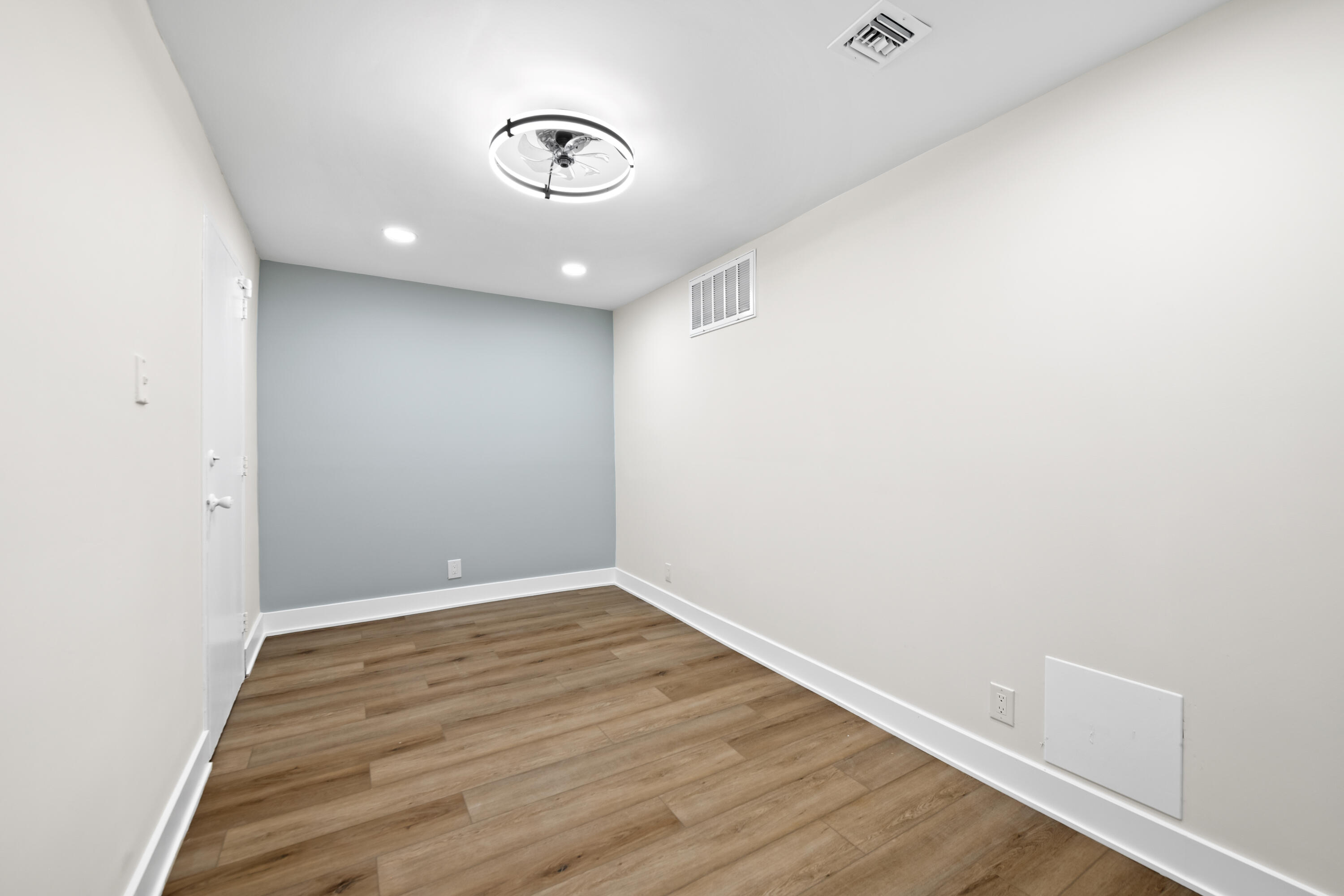 GALT TOWERS CONDOMINIUM - Residential