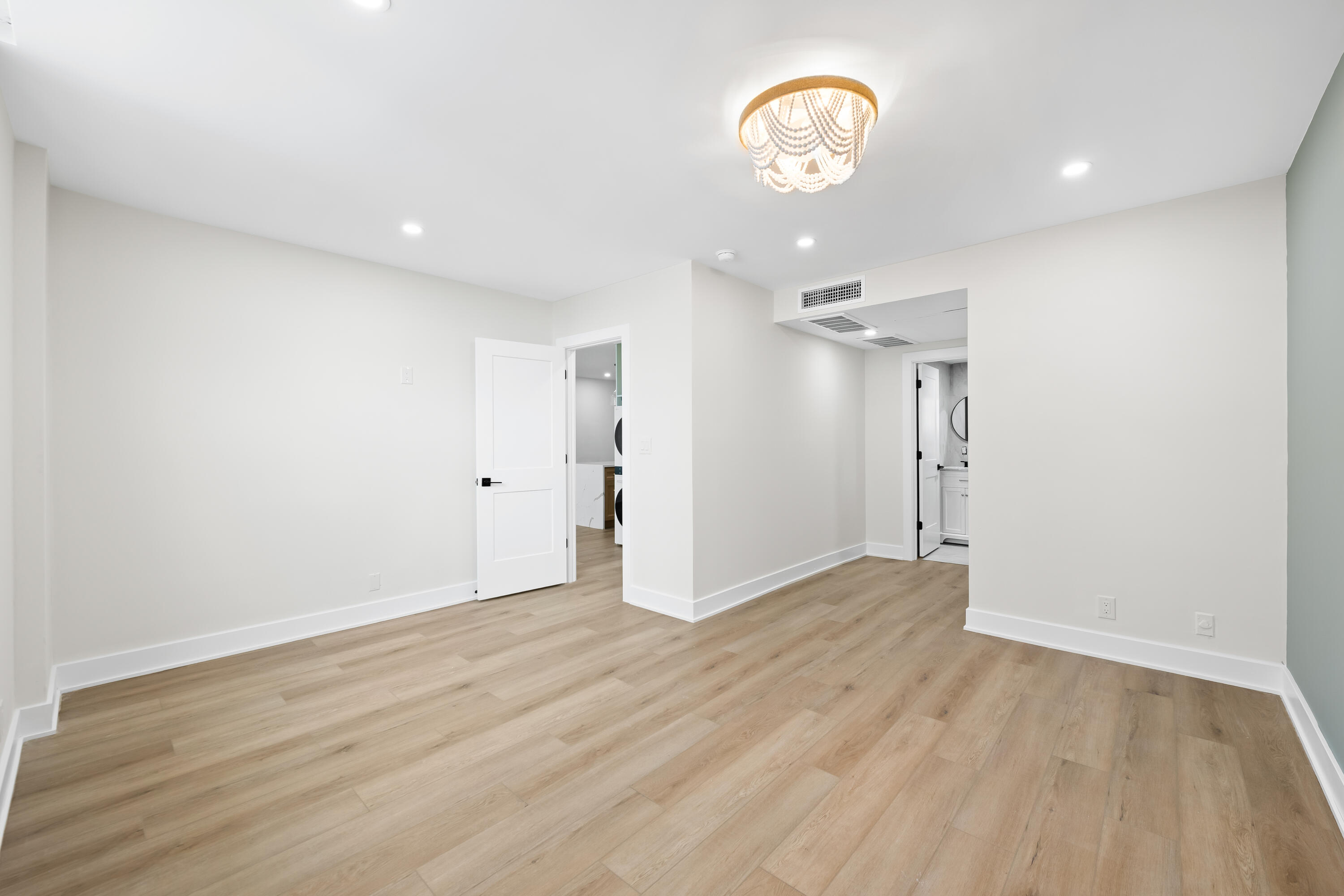 GALT TOWERS CONDOMINIUM - Residential