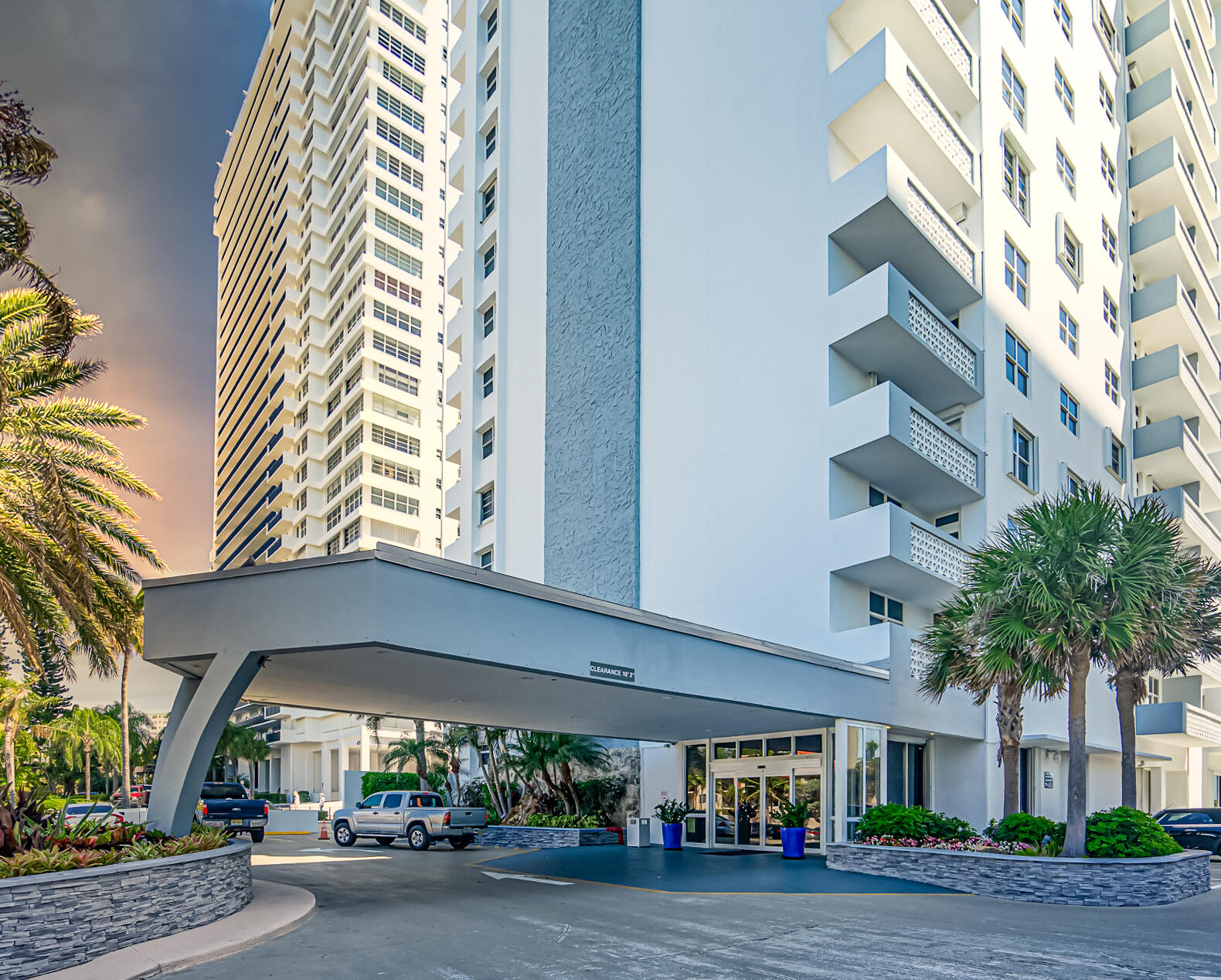 GALT TOWERS CONDOMINIUM - Residential