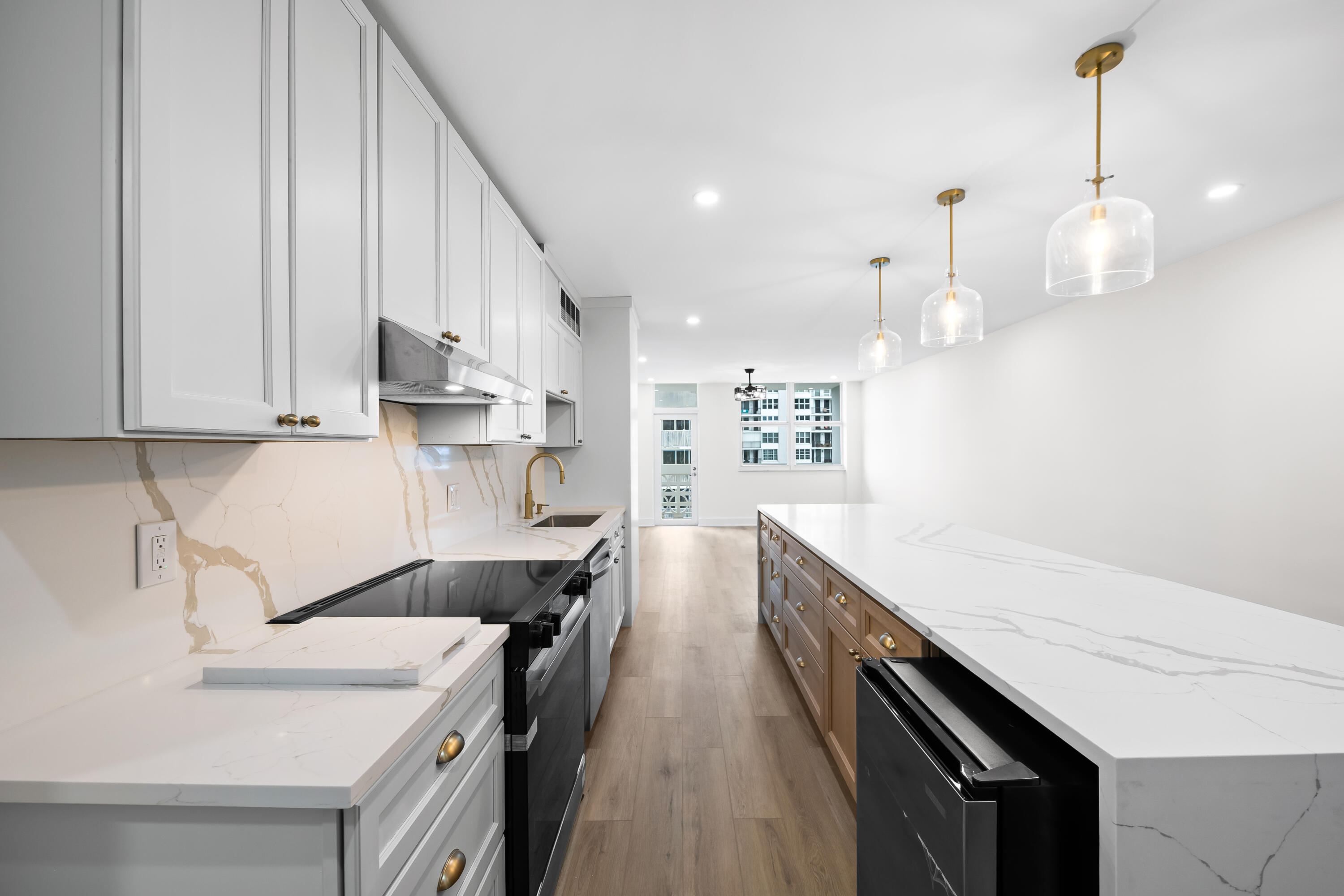 GALT TOWERS CONDOMINIUM - Residential