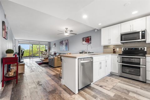 535 Oaks Drive 404 Pompano Beach FL 33069