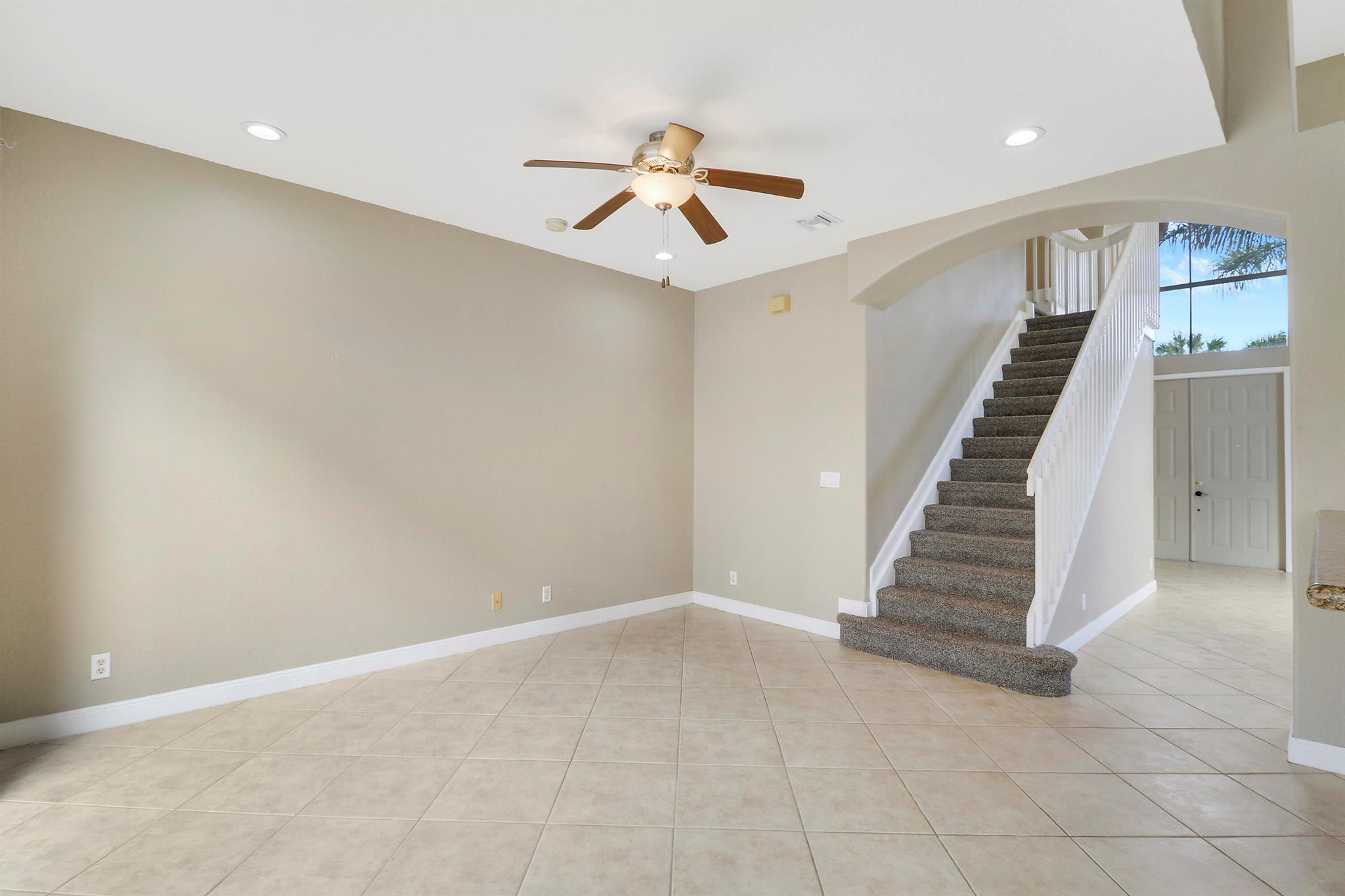 PORTOFINO SHORES PHASE TH - Residential Lease