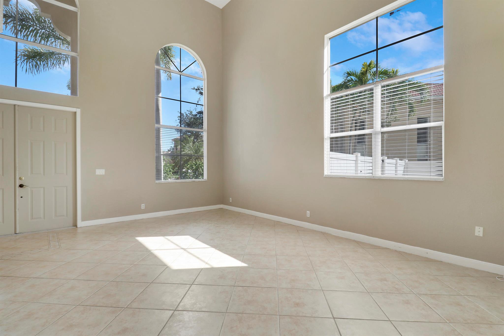 PORTOFINO SHORES PHASE TH - Residential Lease