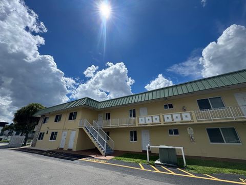 505 NW 177th St 104 Miami FL 33169