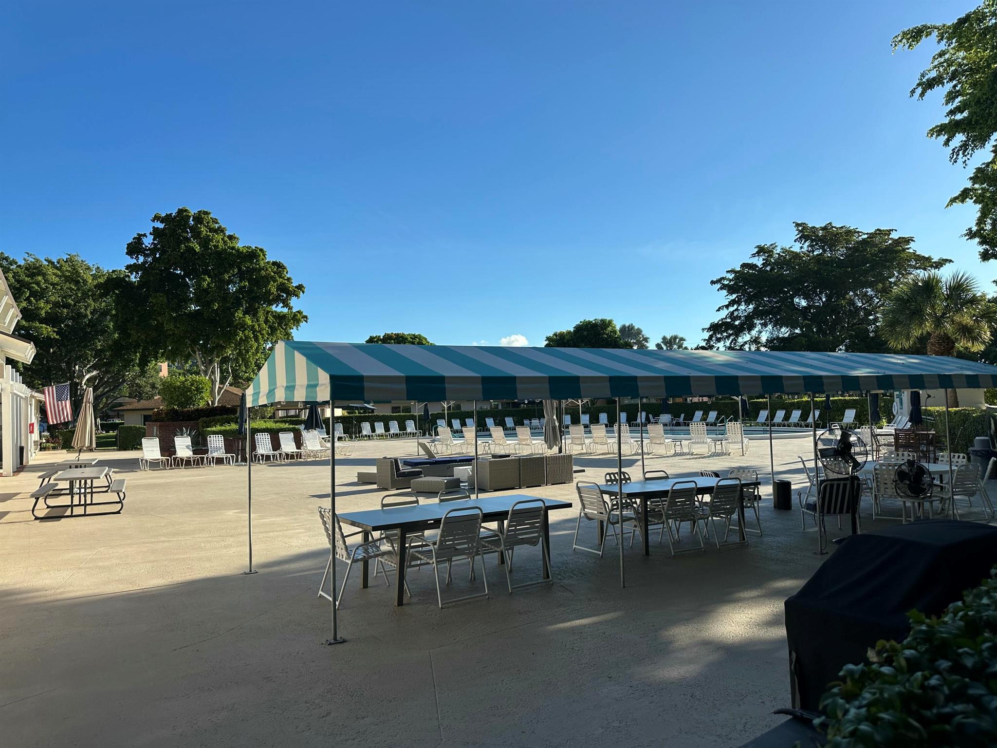 VILLAGES OF ORIOLE BONAIR - Residential