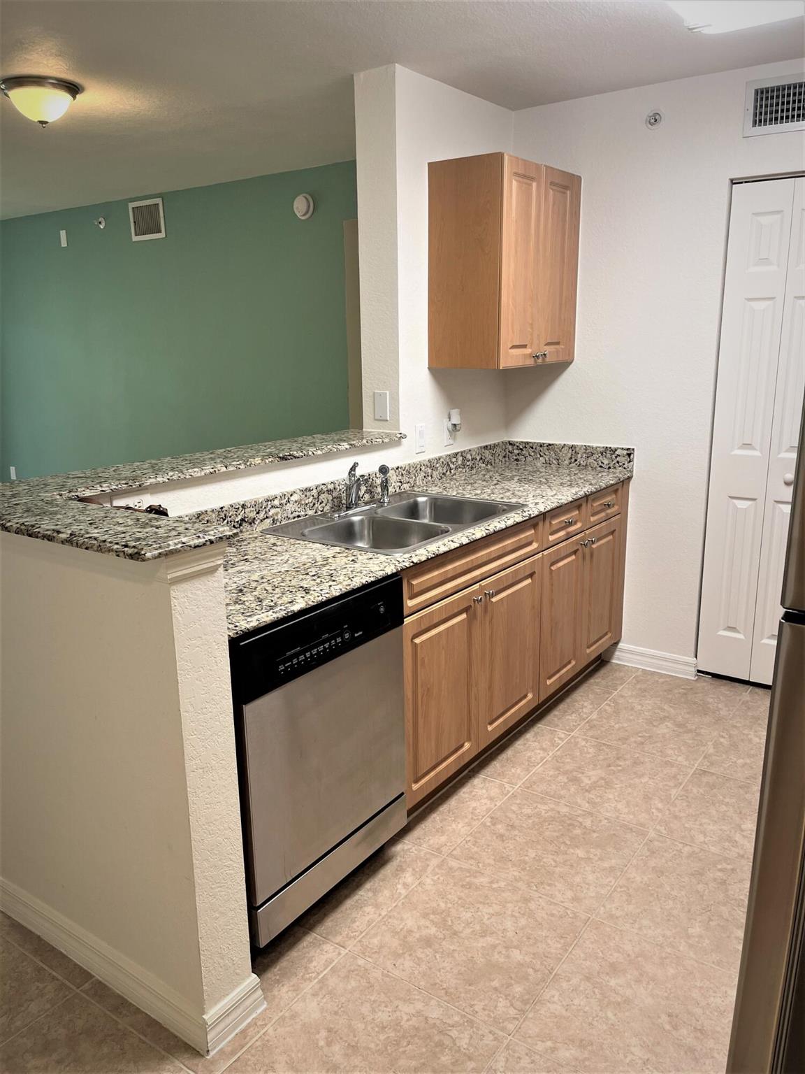 GREEN CAY VILLAGE CONDO - Residential Lease