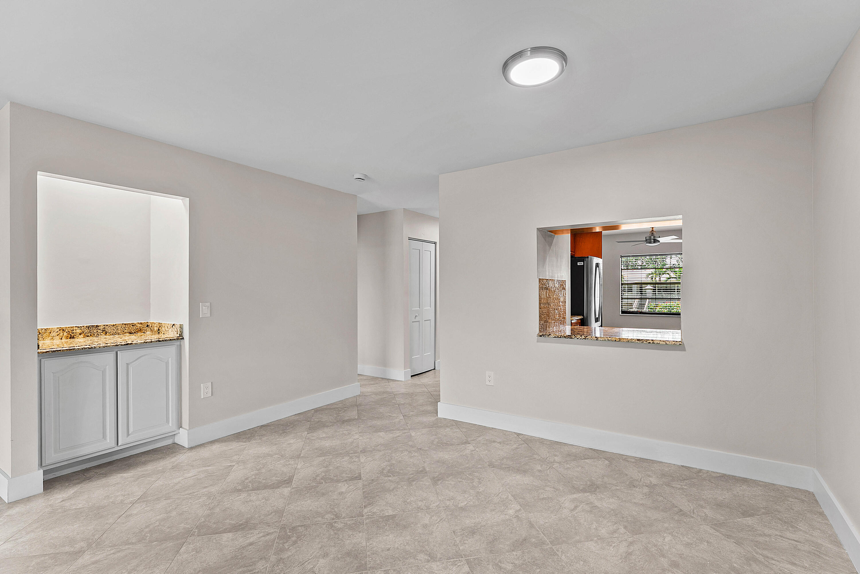 STRATFORD AT HUNTERS RUN CONDO - Residential